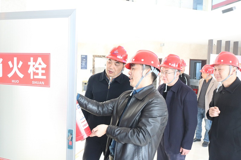 165808-243139.jpg IMG_4619(1).jpg